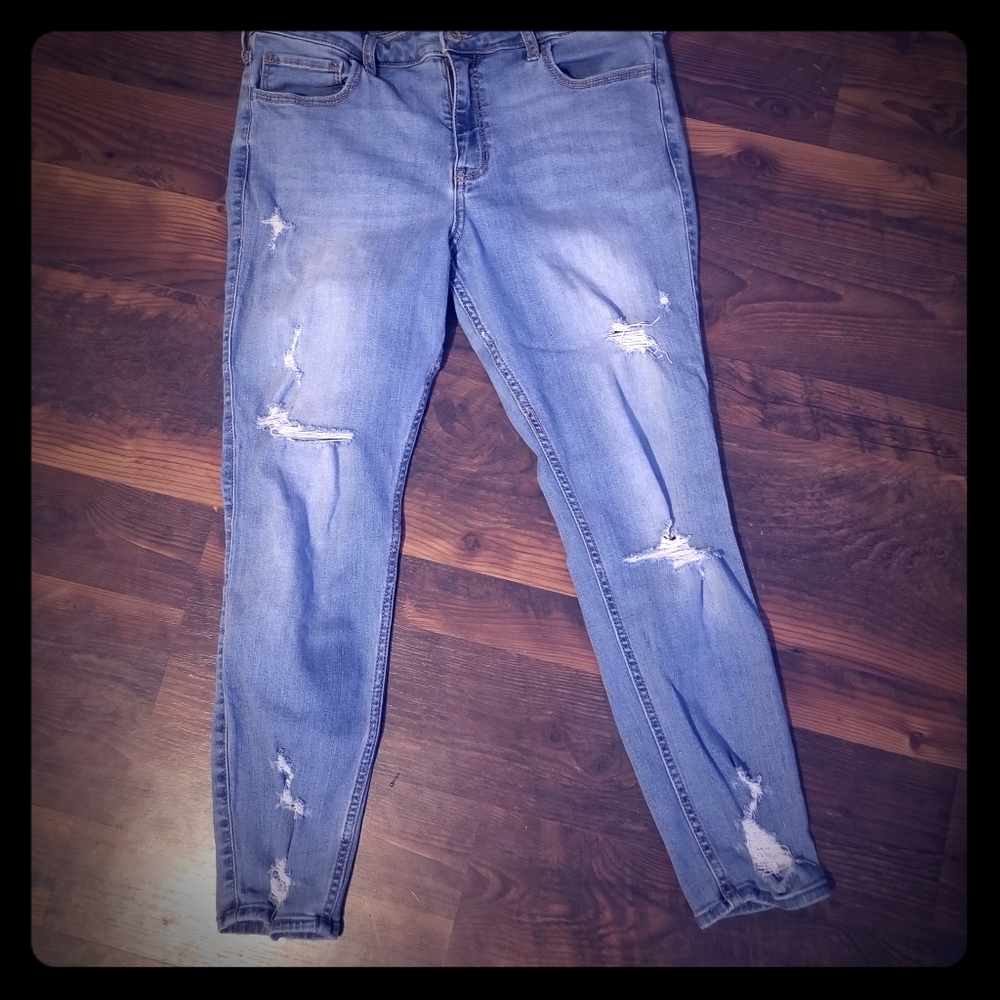 Hollister High Rise Crop Super Skinny